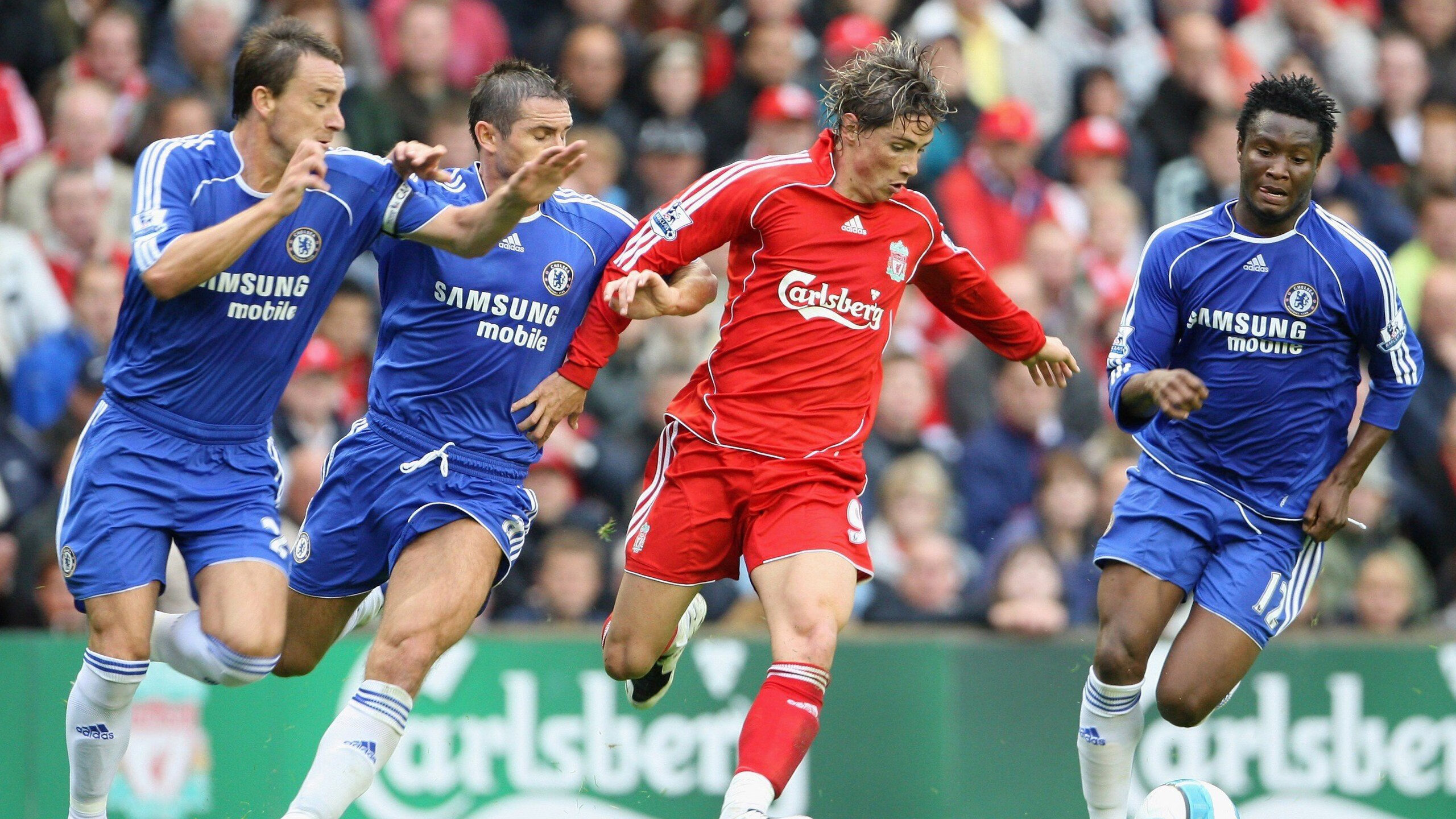 詹姆斯突破如风湖人主场轻取雷霆,詹姆斯湖人队集锦