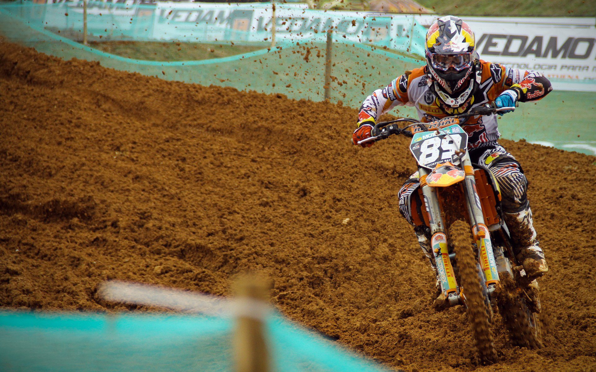 主题足球节多样化开展，拉近群众距离，开展足球活动